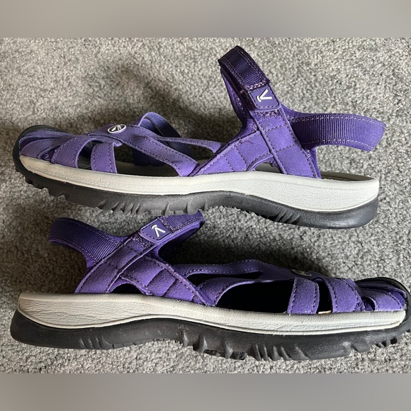 Keen Water/Hiking Sandal sz9.5 - Picture 9 of 10